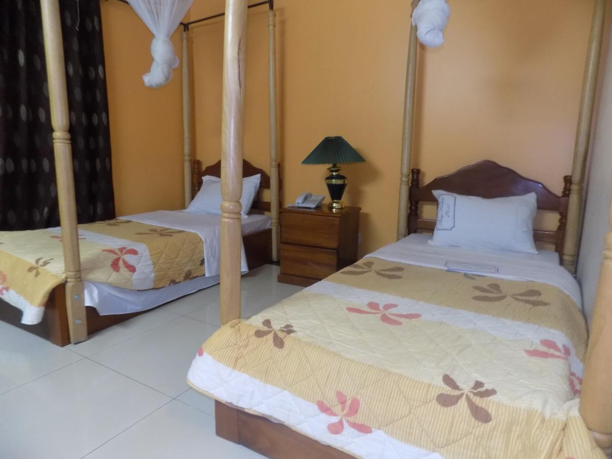 Kayegi Hotel Mbale Exterior foto